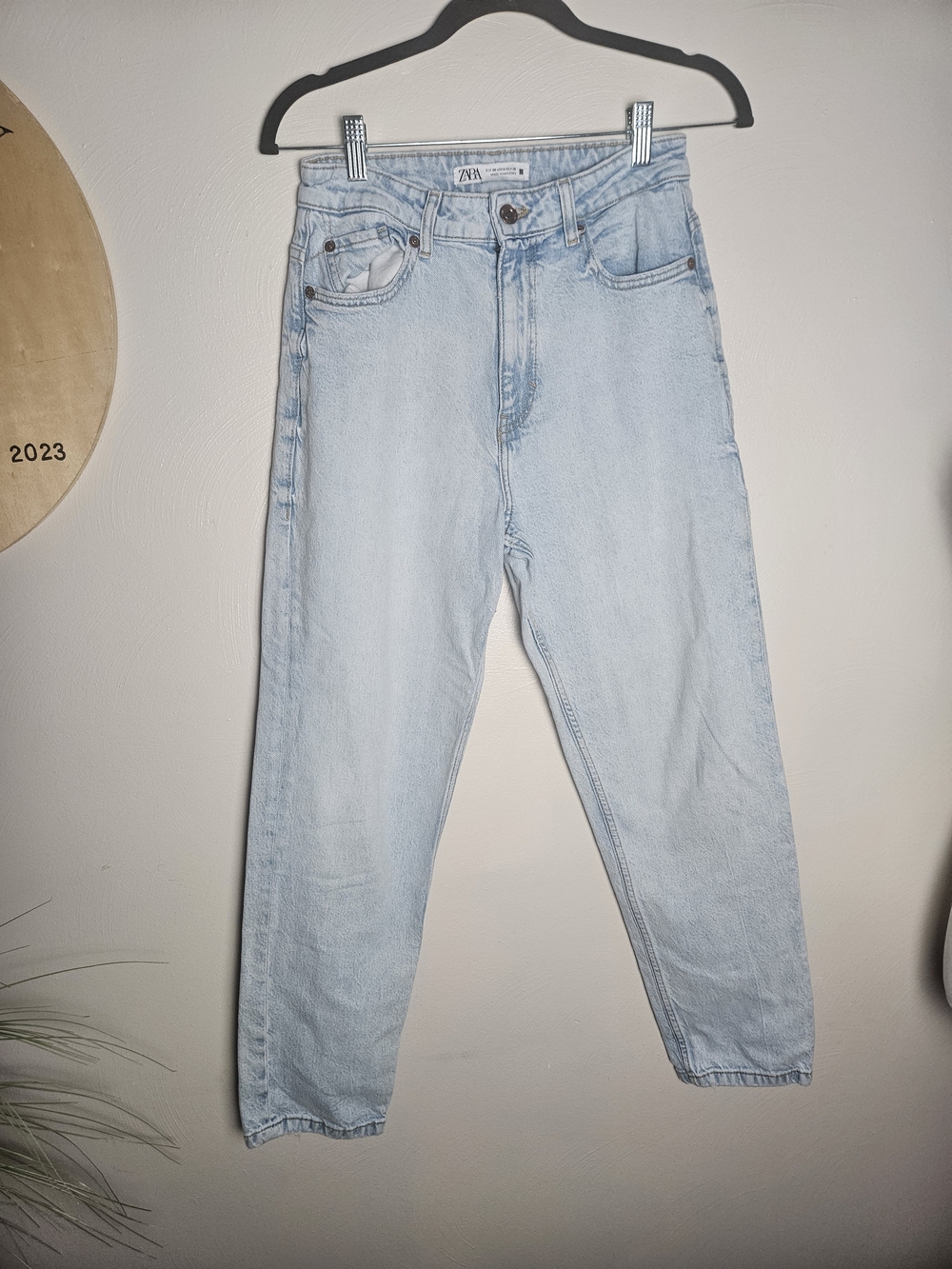 Zara Men’s Light Blue Relaxed Fit Jeans